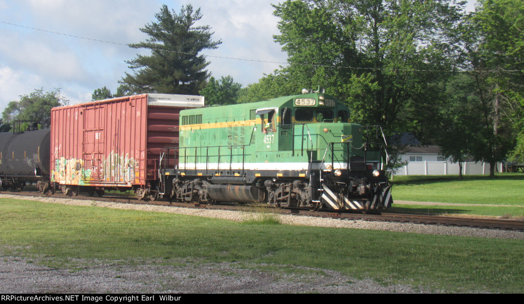 Ohio South Central Railroad (OSCR) 4537